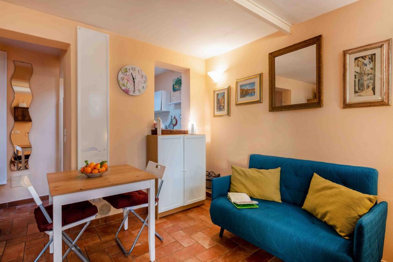 San Frediano Cozy Studio With Private Patio Apartman Firenze Kültér fotó