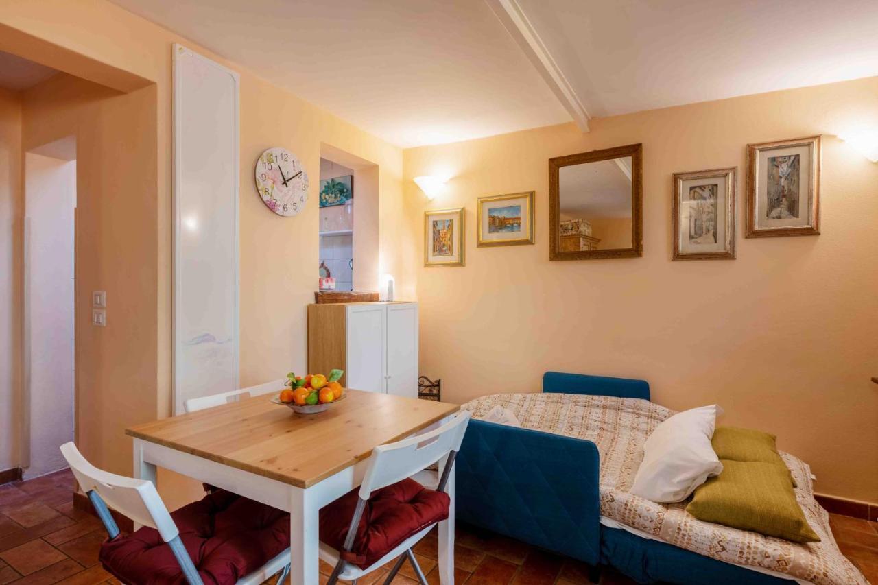 San Frediano Cozy Studio With Private Patio Apartman Firenze Kültér fotó